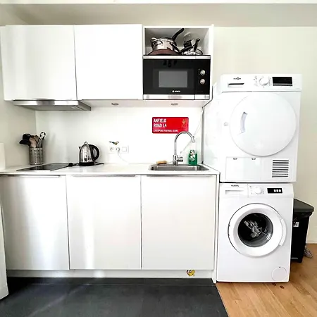 Lovely With Balcony By Grand Place For 4 Bruxelles