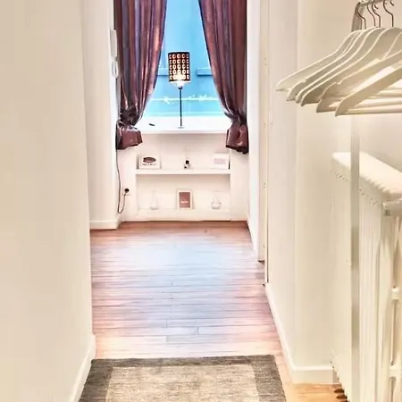 Spacious Terrace In The Heart Of Daire