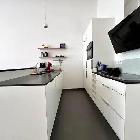 Bright Modern Loft In For 4 Lejlighed