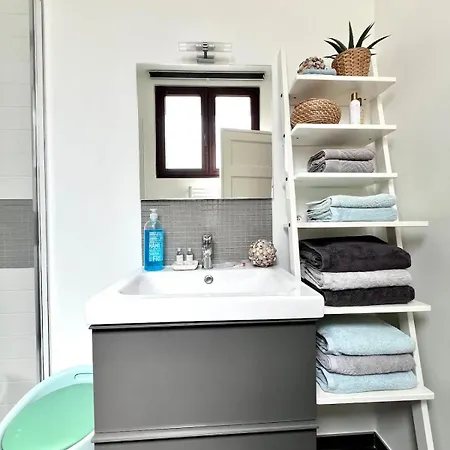 Chic Heart Of The With Balcony *