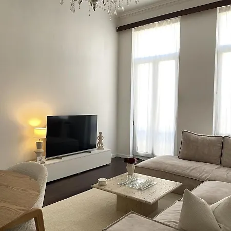 Beautiful With Jacuzzi Apartman *