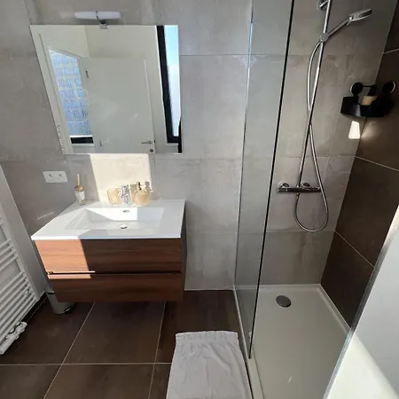 Chic & Bright Near Montgomery *