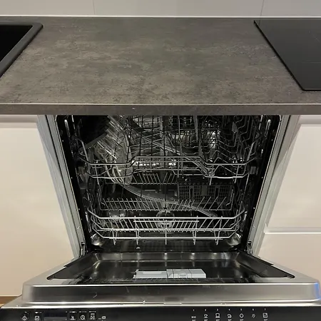 Chic & Bright Near Montgomery * Brussels