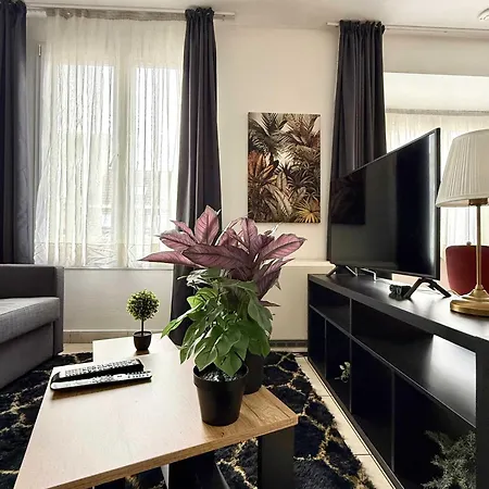 Elegant Close To The European Parliament *