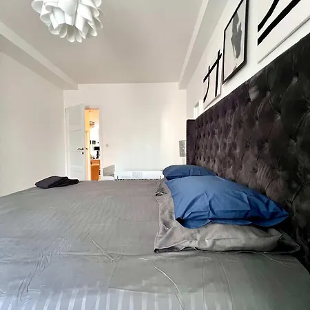 Lejlighed Cosy Family For Up To 9 Guests Near Midi Station *