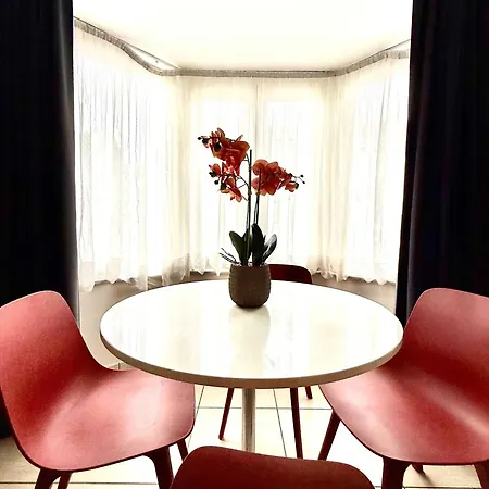 Lejlighed Elegant Close To The European Parliament