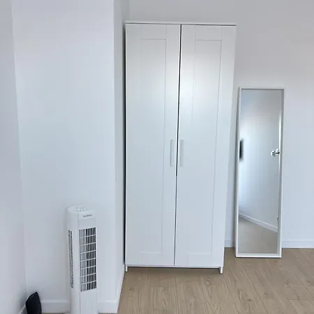 Chic & Bright Near Montgomery * Brussels