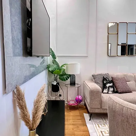 Cosy Family For Up To 9 Guests Near Midi Station * Brüssel