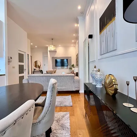 Apartment Cosy Family For Up To 9 Guests Near Midi Station