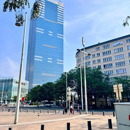 Cosy Family For Up To 9 Guests Near Midi Station *