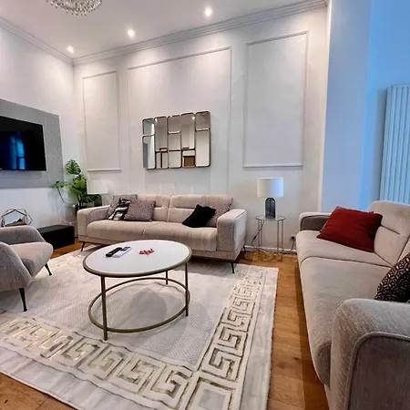 Apartment Cosy Family For Up To 9 Guests Near Midi Station *