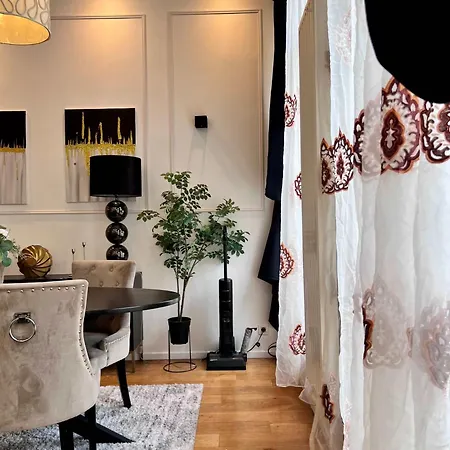 Lejlighed Cosy Family For Up To 9 Guests Near Midi Station