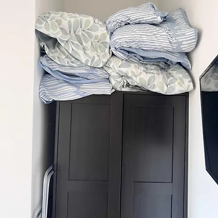 Apartment Cosy Family For Up To 9 Guests Near Midi Station *