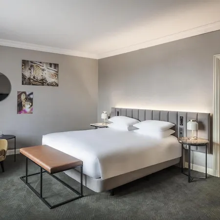 Hilton Grand Place Hotel