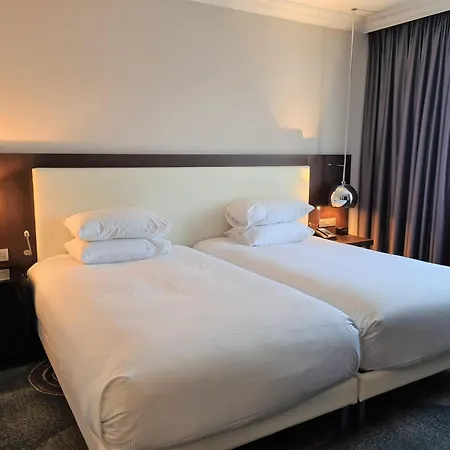 Hotel Hilton Grand Place 4*