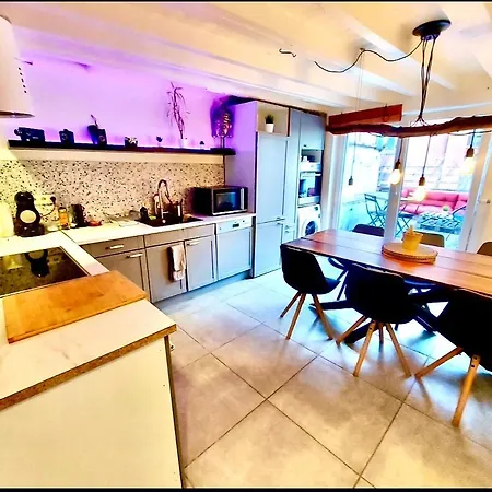 Beautiful Duplex In The Center Of * Brüksel