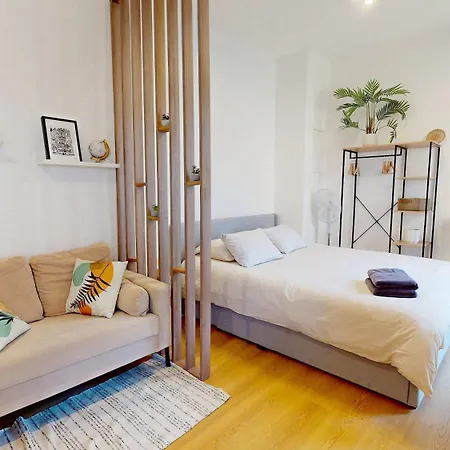 Centre Avec Grand Balcon Pour 2personnes Apartman *