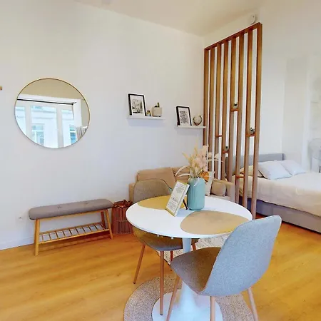 Centre Avec Grand Balcon Pour 2personnes