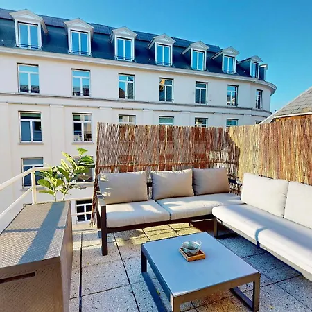 Centre Avec Grand Balcon Pour 2personnes
