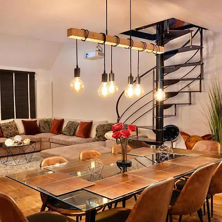 Luxury Loft Duplex Penthouse Of 190m2 & Free Parking ! Daire *
