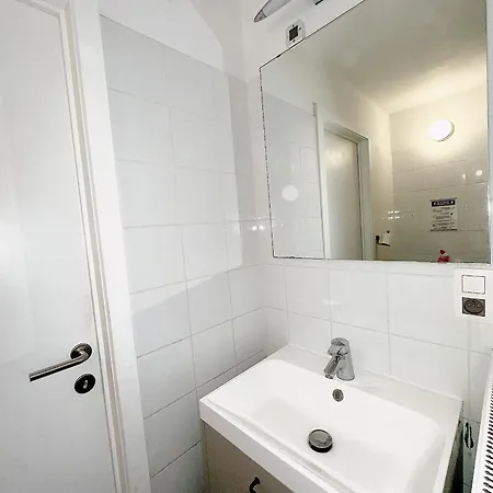 3 Personnes Avec Salle De Bain Privee Proche Gare Du Midi Brüssel