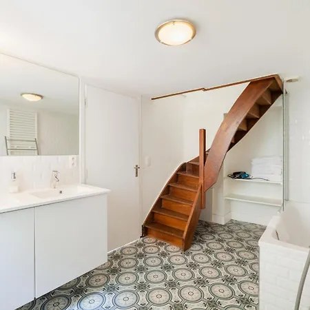 Comfortable And Quiet Apartament