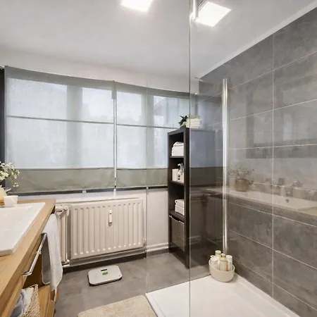 Superbe à Proximité Du Centre-ville *