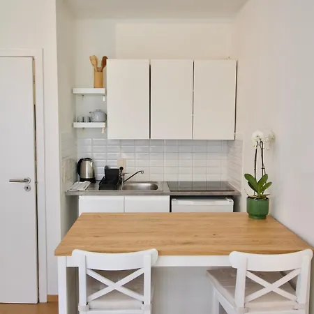 Very Place Stéphanie