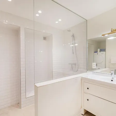 Comfortable And Quiet Apartament