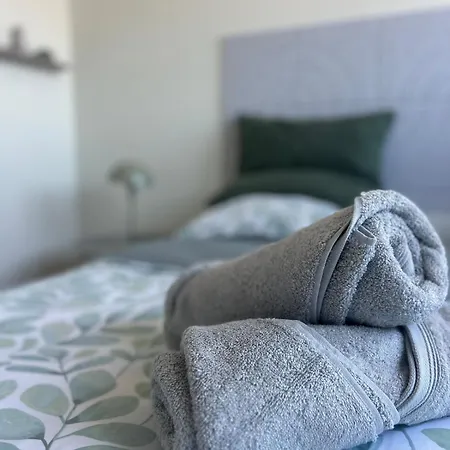 Διαμέρισμα Elegant Renovated 2 Bedrooms Close To Transport