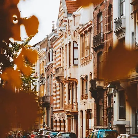 La Petite Foret Brussels' Near Palais Apartment *