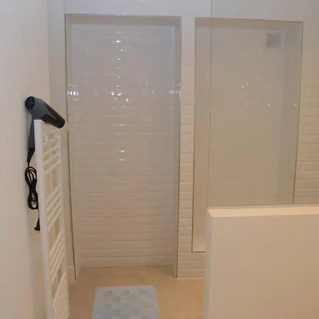 Comfortable And Quiet * Brüsszel