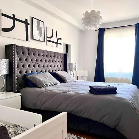 Apartment Family Cosy For Up To 9 Guests Near Midi Station