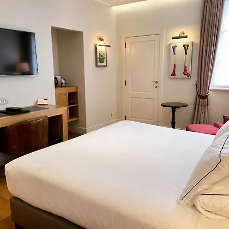 Hotel Le Dixseptieme 4*