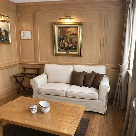 Hotel Le Dixseptieme 4*