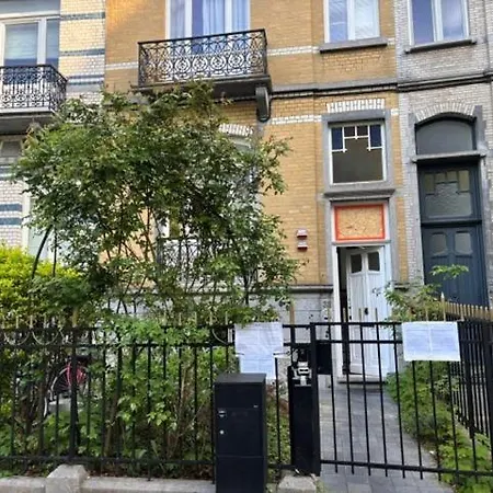 アパート In Maison De Metre In Etterbeek ブリュッセル