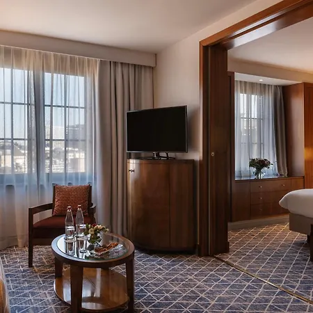 Warwick Grand-place Hotel 4*