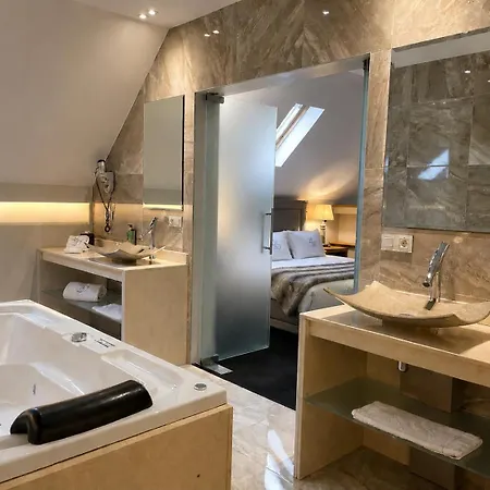Le Dixseptieme Hotel 4*