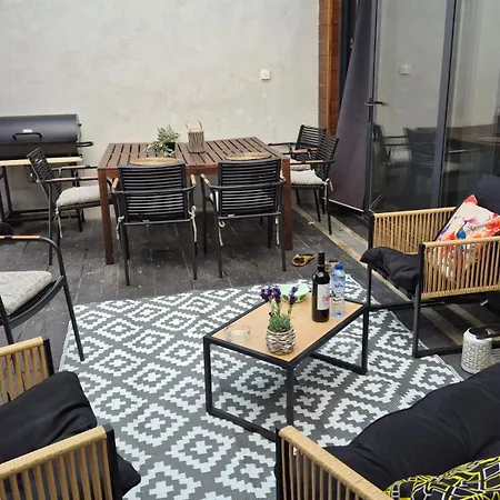 Villa Kweni House *