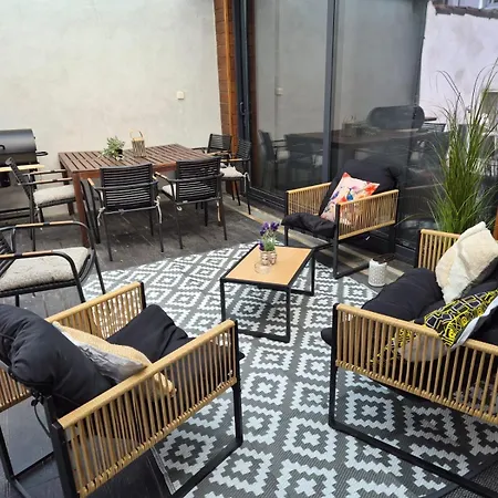 Villa Kweni House