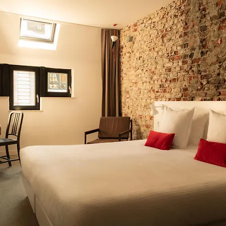 Hotell 9hotel 3*