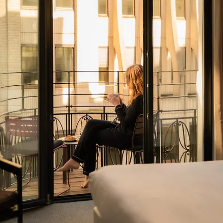 9hotel Hotell