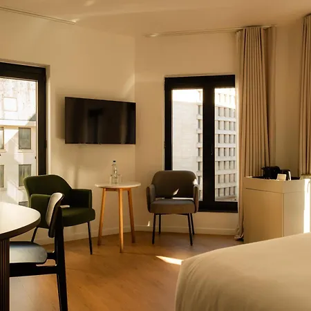 9hotel Sablon