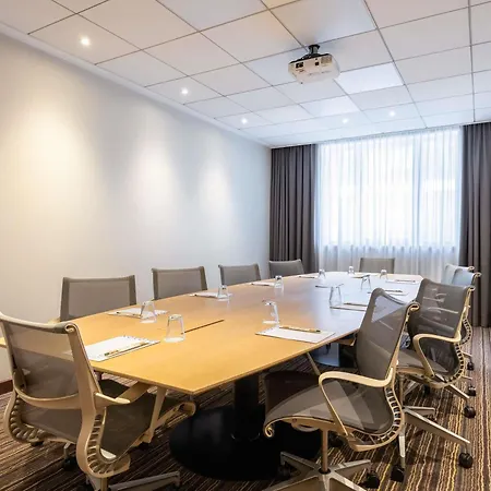 מלון Novotel Centre