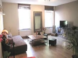 Boomhostel Cite شقة