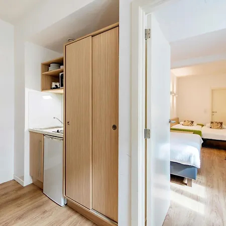 Adagio Access Europe מלון דירות 4*