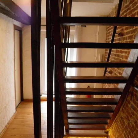 Apartment Charming Duplex In Historic Brussels