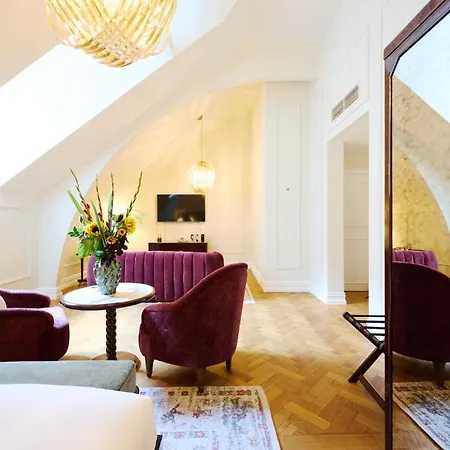 Hotel Fleur De Ville