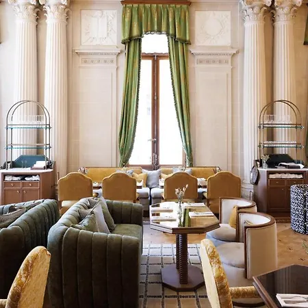 Hotel Fleur De Ville 4*