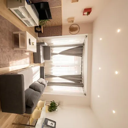 Apartment Modern In Molenbeek-saint-jean / 77 M² / Parking Brüssel